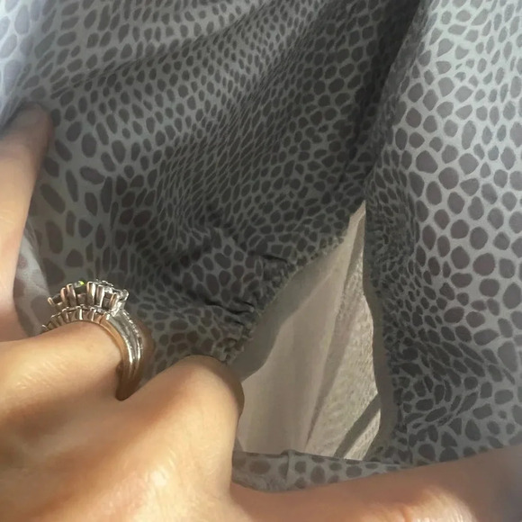 J. McLaughlin size XS Catalina maxi dress with built in bra like new condition - Picture 6 of 10